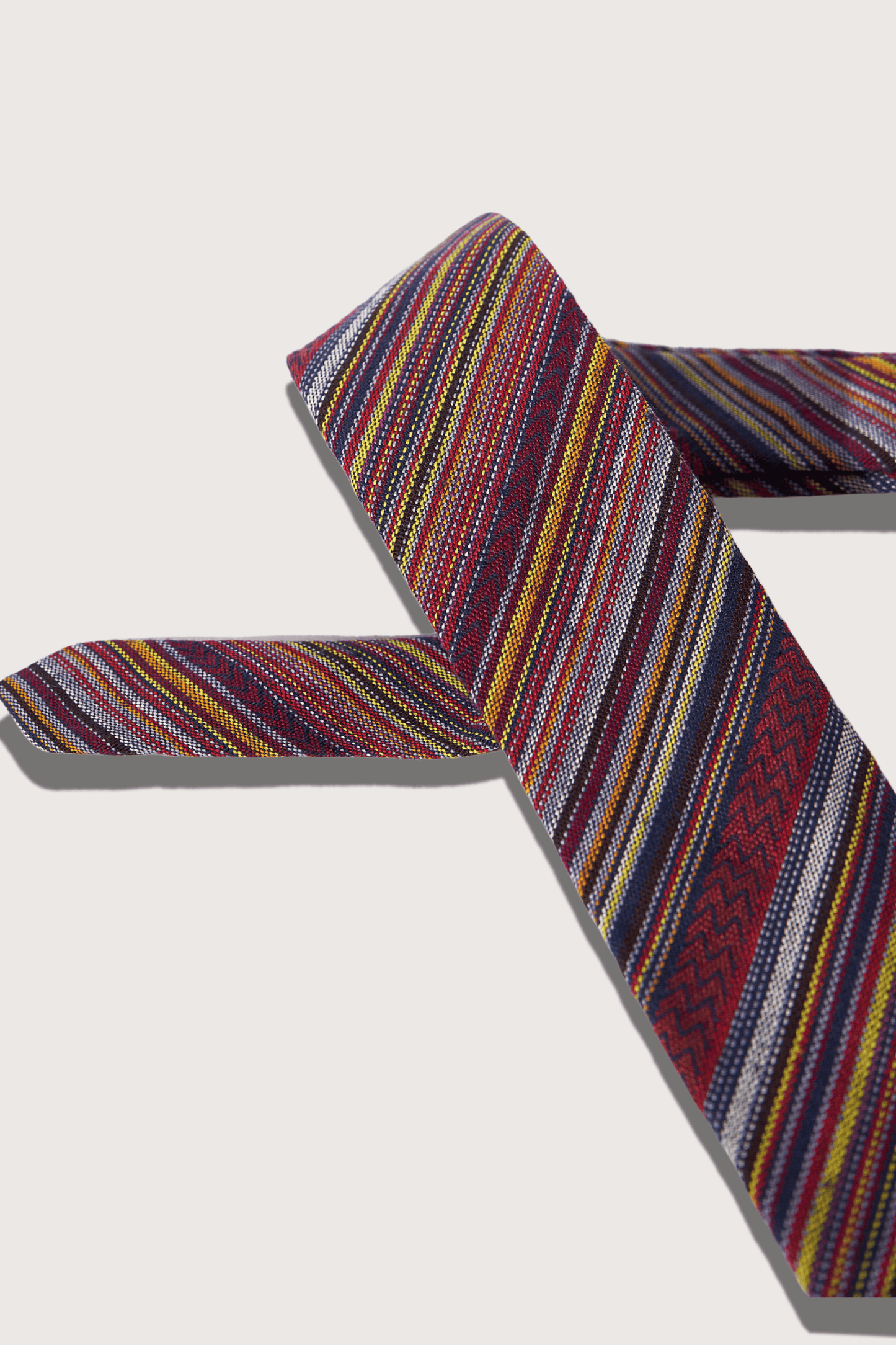Corbata Etnia Rayas Microbordada Algodón