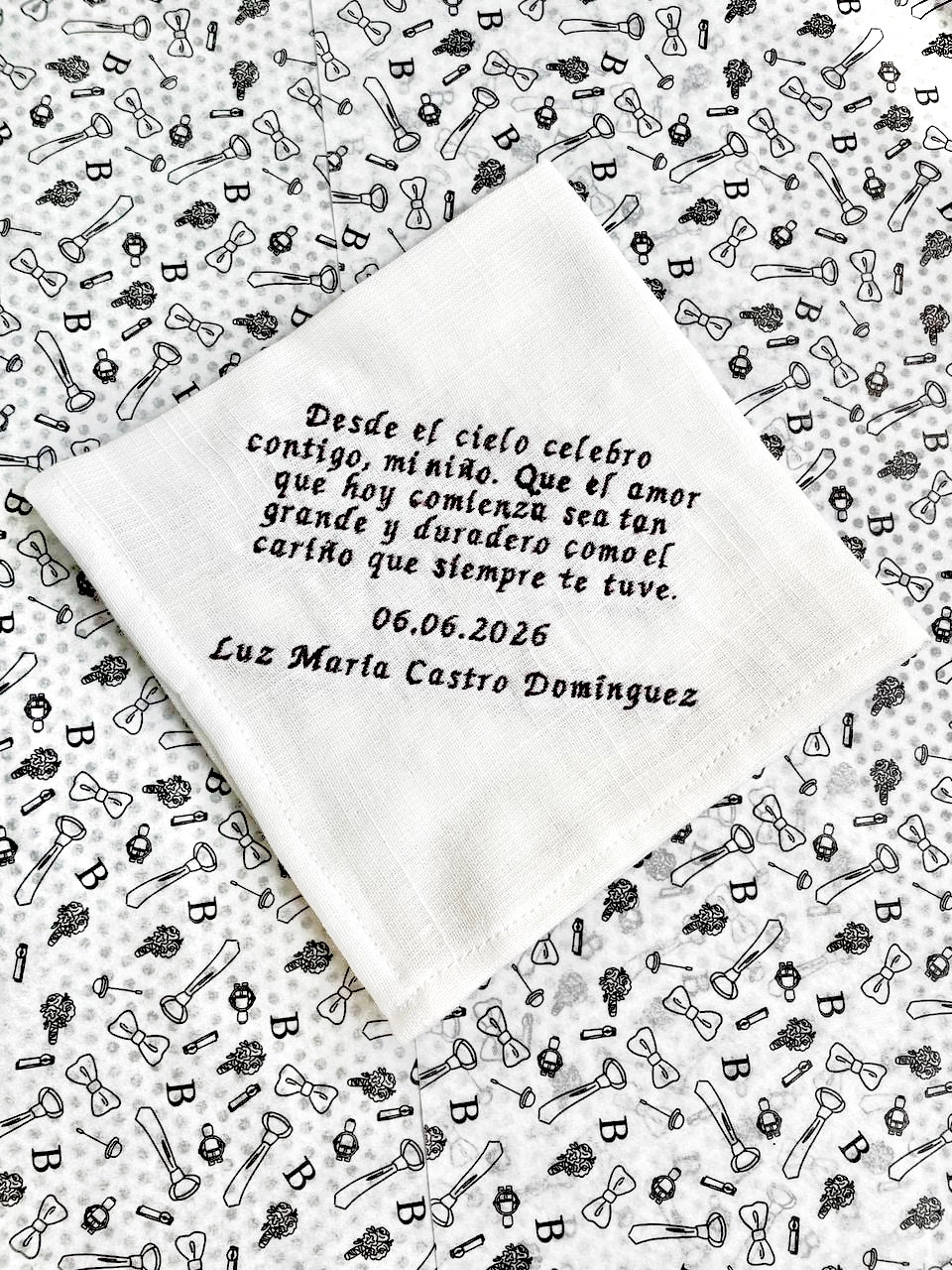 Pañuelo Lágrimas Lino Bordado