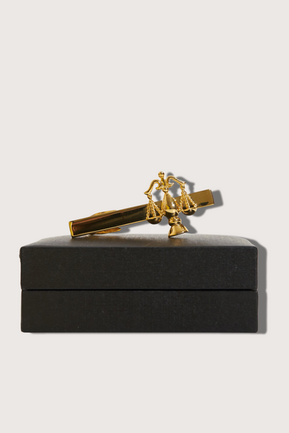 Balanzas Clip de Corbata Dorado
