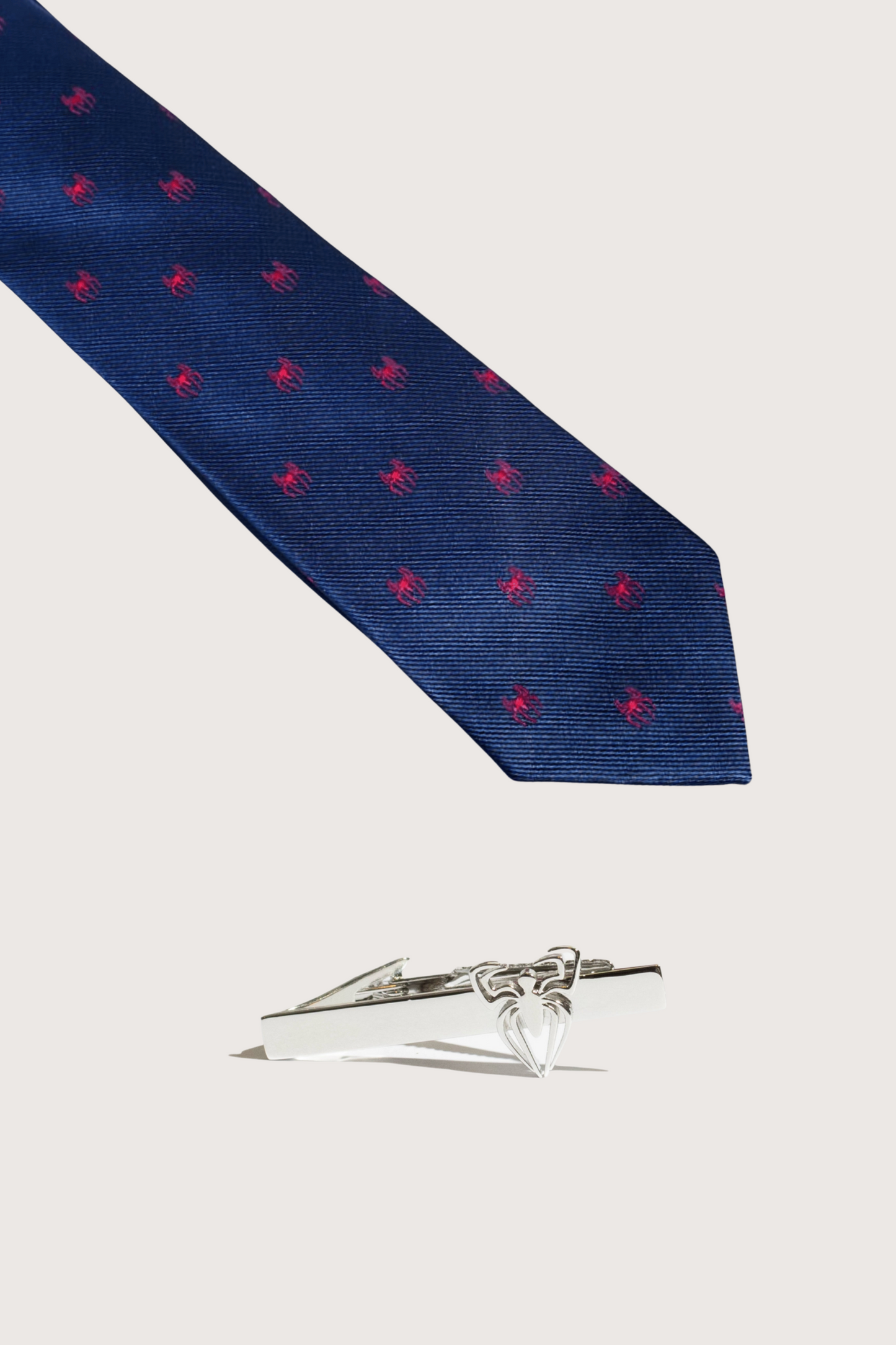 Set 2 en 1 Araña Azul Corbata y Clip